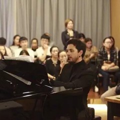 赏名家表演，听大师指导|UG环球跨界钢琴远程教学展示暨UG环球艺术家爱德华·昆斯大师班在蓉成功举办